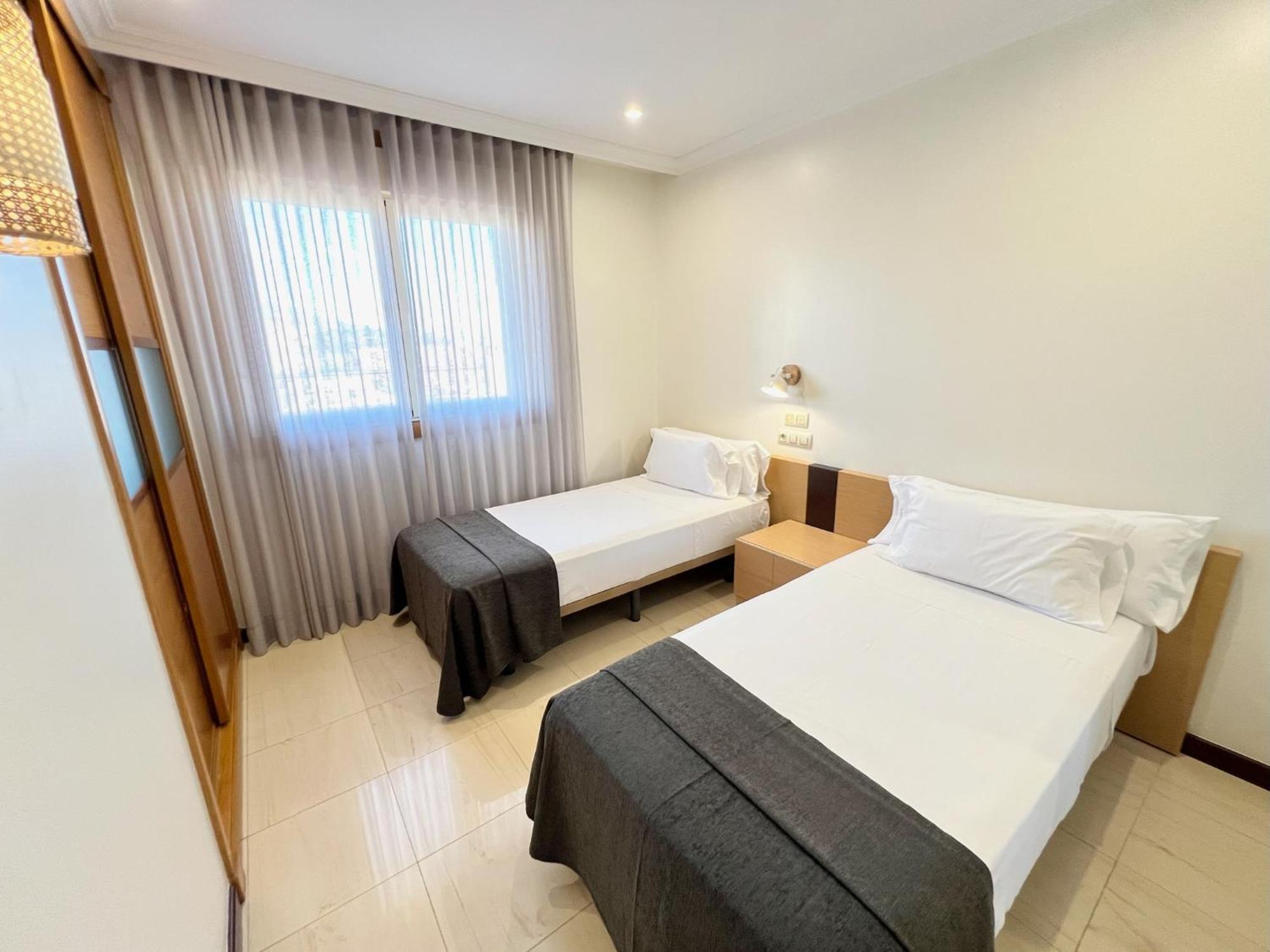 Apartamentos Mediterraneo Real Fuengirola Dış mekan fotoğraf