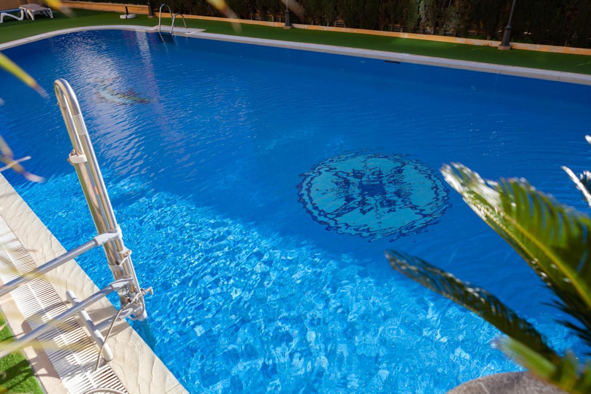 Apartamentos Mediterraneo Real Fuengirola Dış mekan fotoğraf