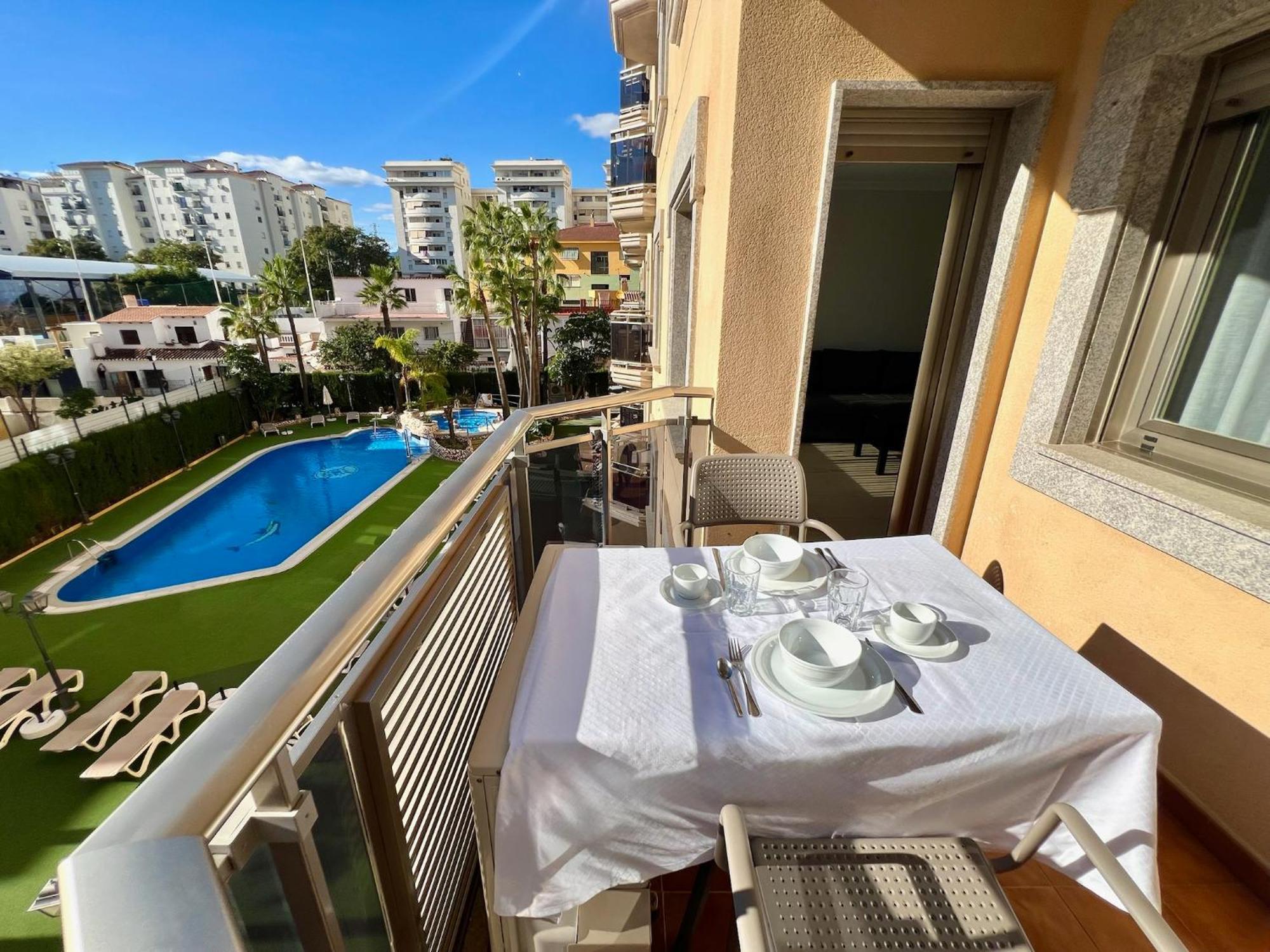 Apartamentos Mediterraneo Real Fuengirola Dış mekan fotoğraf