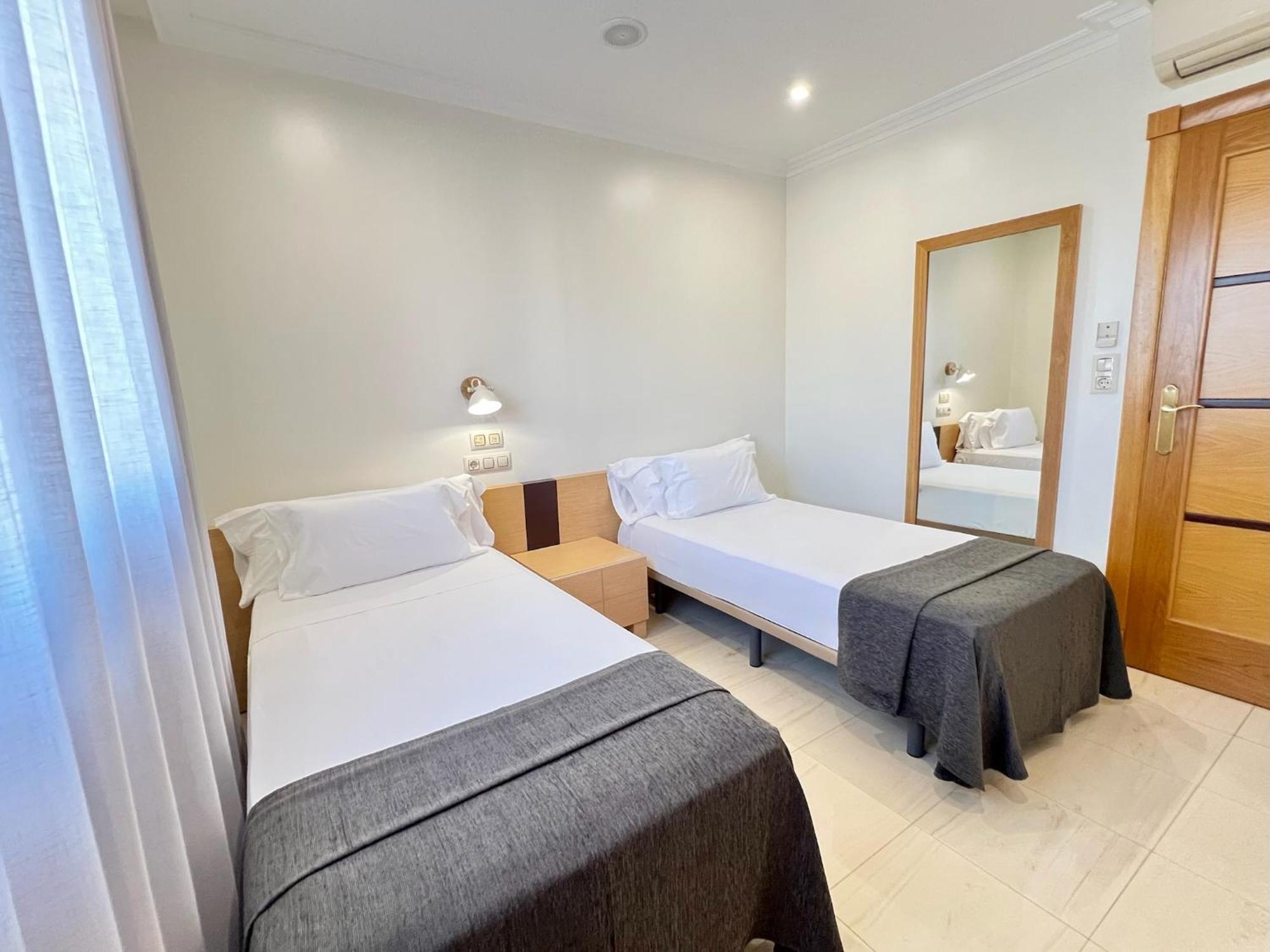 Apartamentos Mediterraneo Real Fuengirola Dış mekan fotoğraf