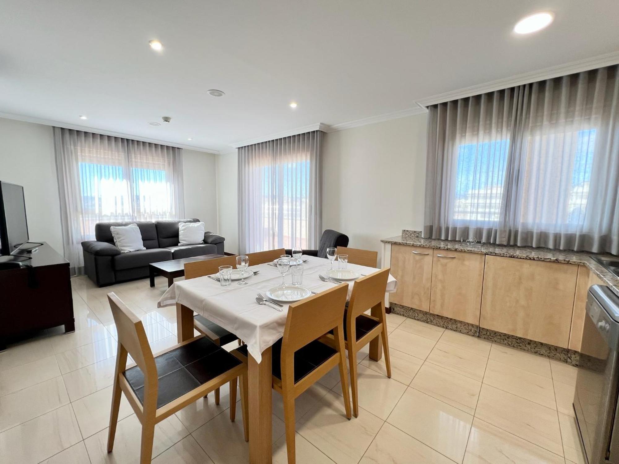 Apartamentos Mediterraneo Real Fuengirola Dış mekan fotoğraf