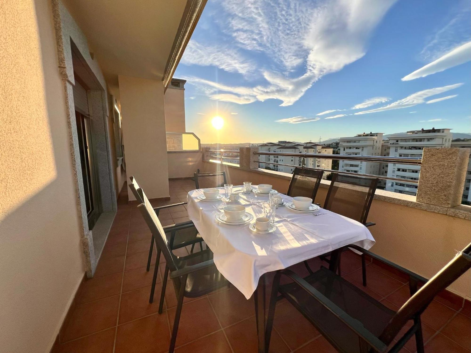 Apartamentos Mediterraneo Real Fuengirola Dış mekan fotoğraf