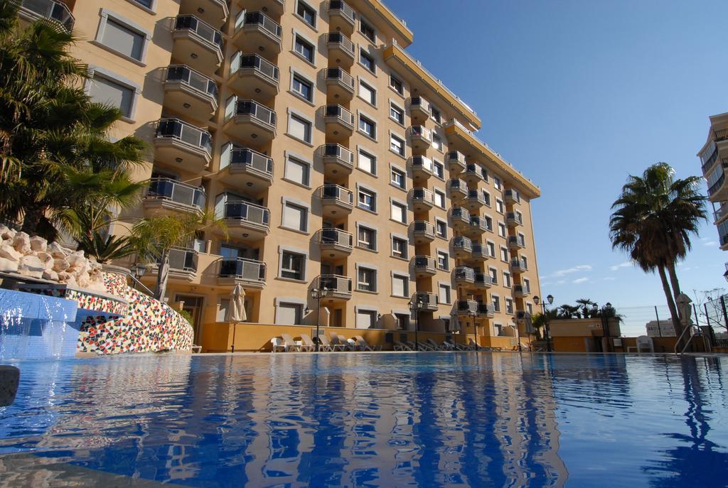 Apartamentos Mediterraneo Real Fuengirola Dış mekan fotoğraf